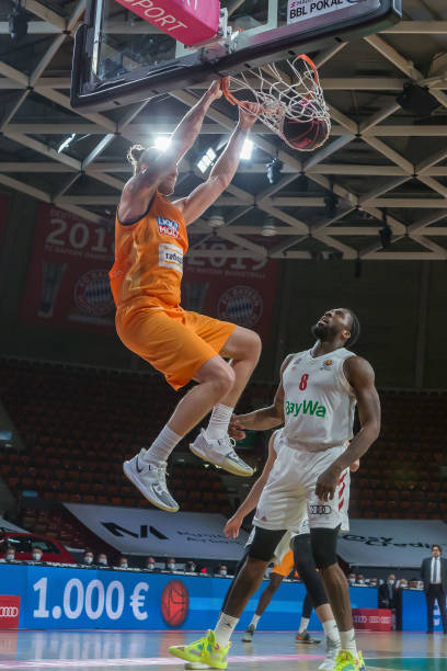 抗中保持身 抗中保持身