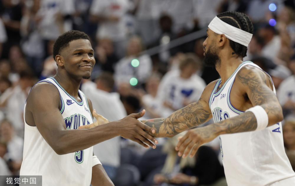 为全球球迷 为全球球迷