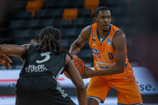 出致命一击 出致命一击